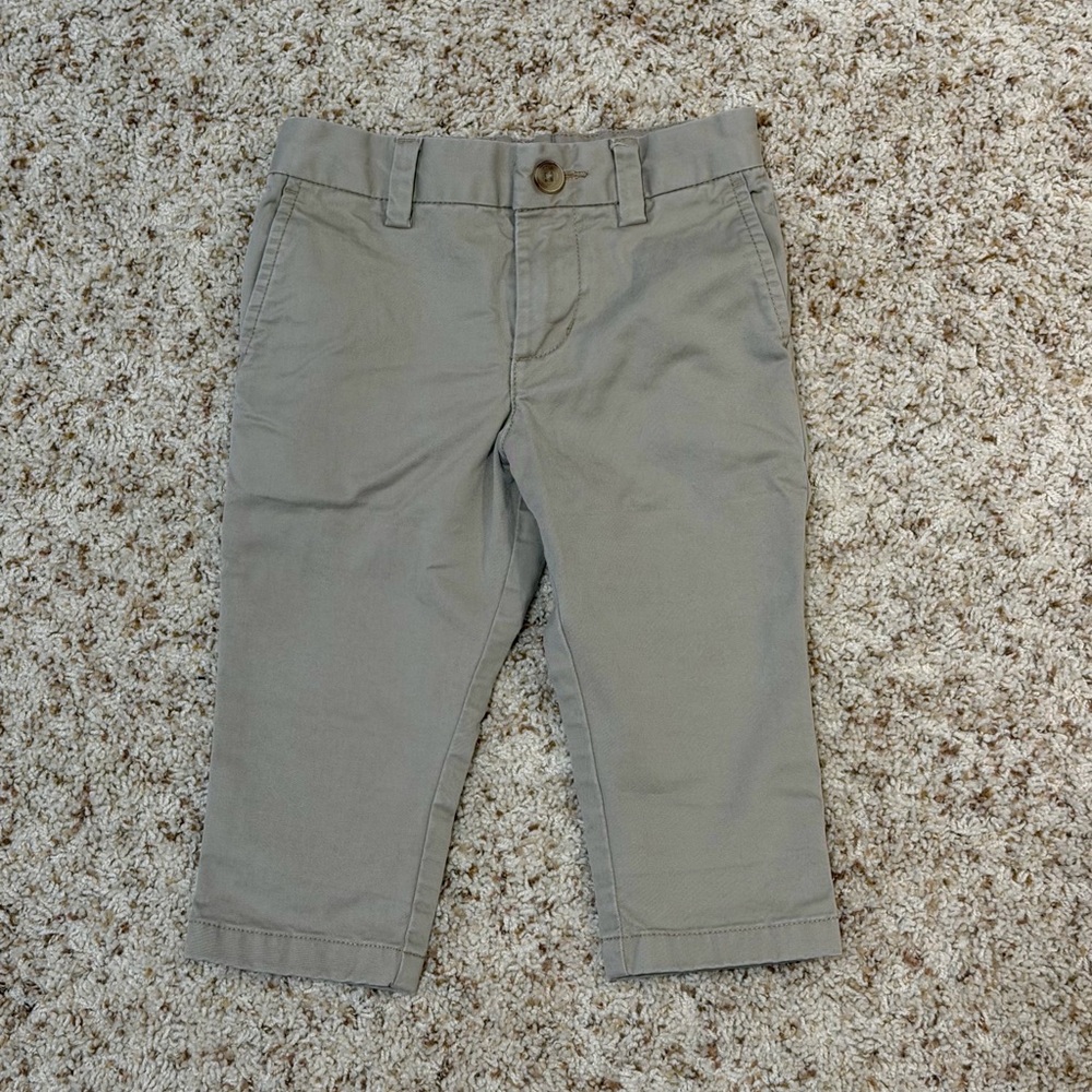 Vineyard Vines Kids Boy’s Khaki Breaker Pants. Size 2T. NWOT!